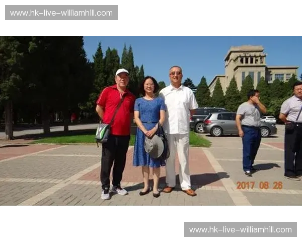 永恒的红蓝与纯白：2014，那是诸神黄昏前的最后狂欢